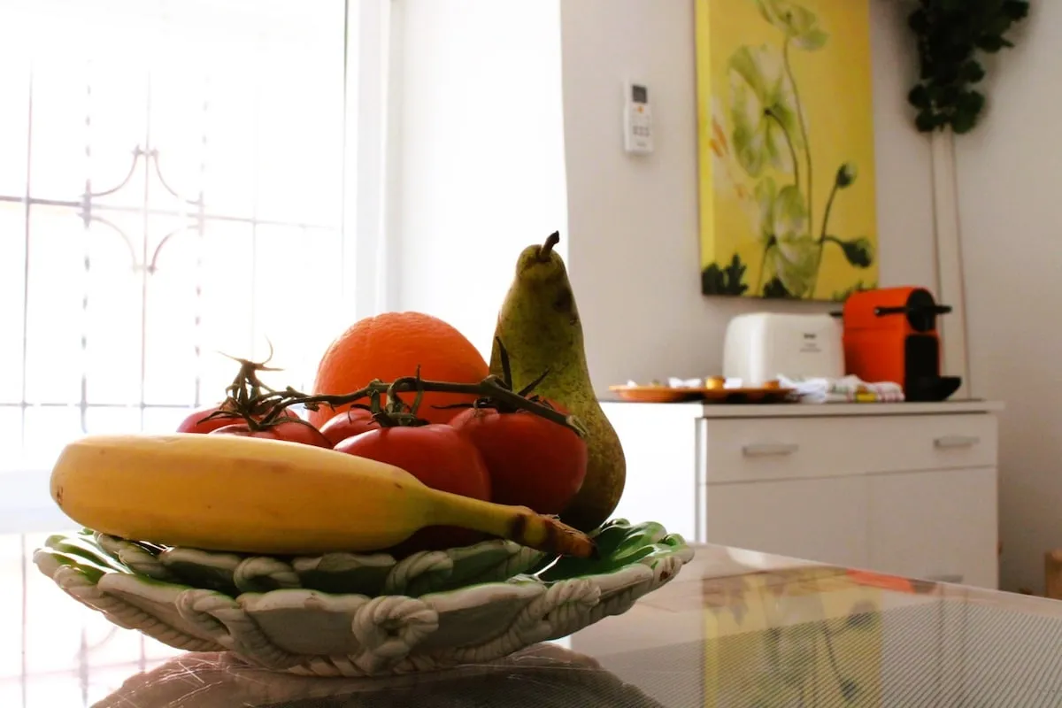 Fruta fresca en la cocina
